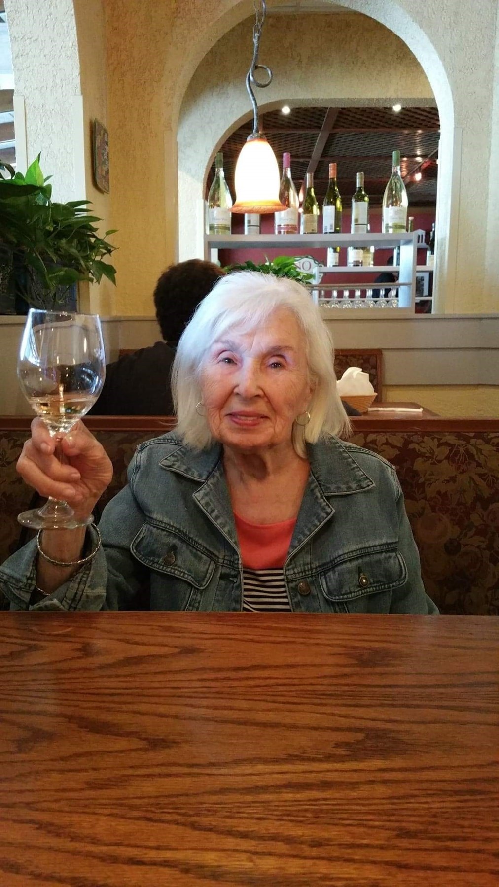 Obituary of Lois Darlene Gomes