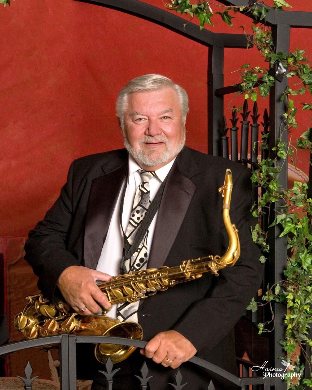 Obituary of Roger L. Renaud