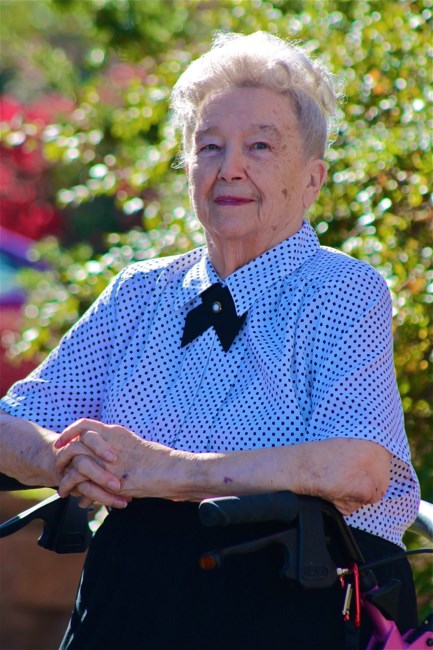 Obituary of Lillian Hesemann