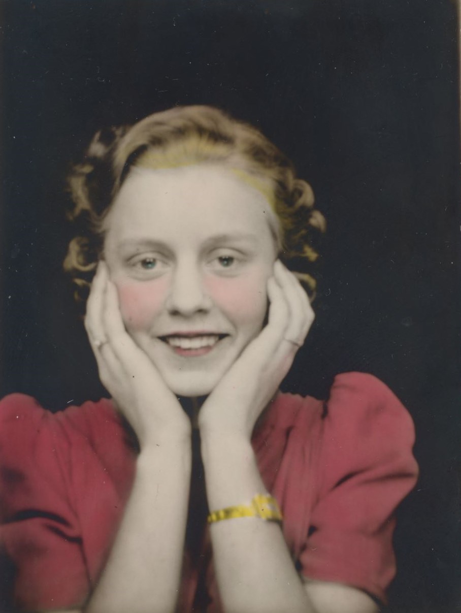 Obituario de Anna   "Lovey" Catherine Blob Daly