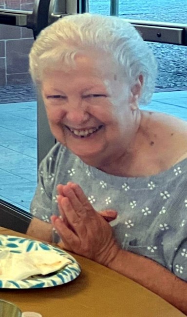 Obituary of Evelyn Frances Nicholson