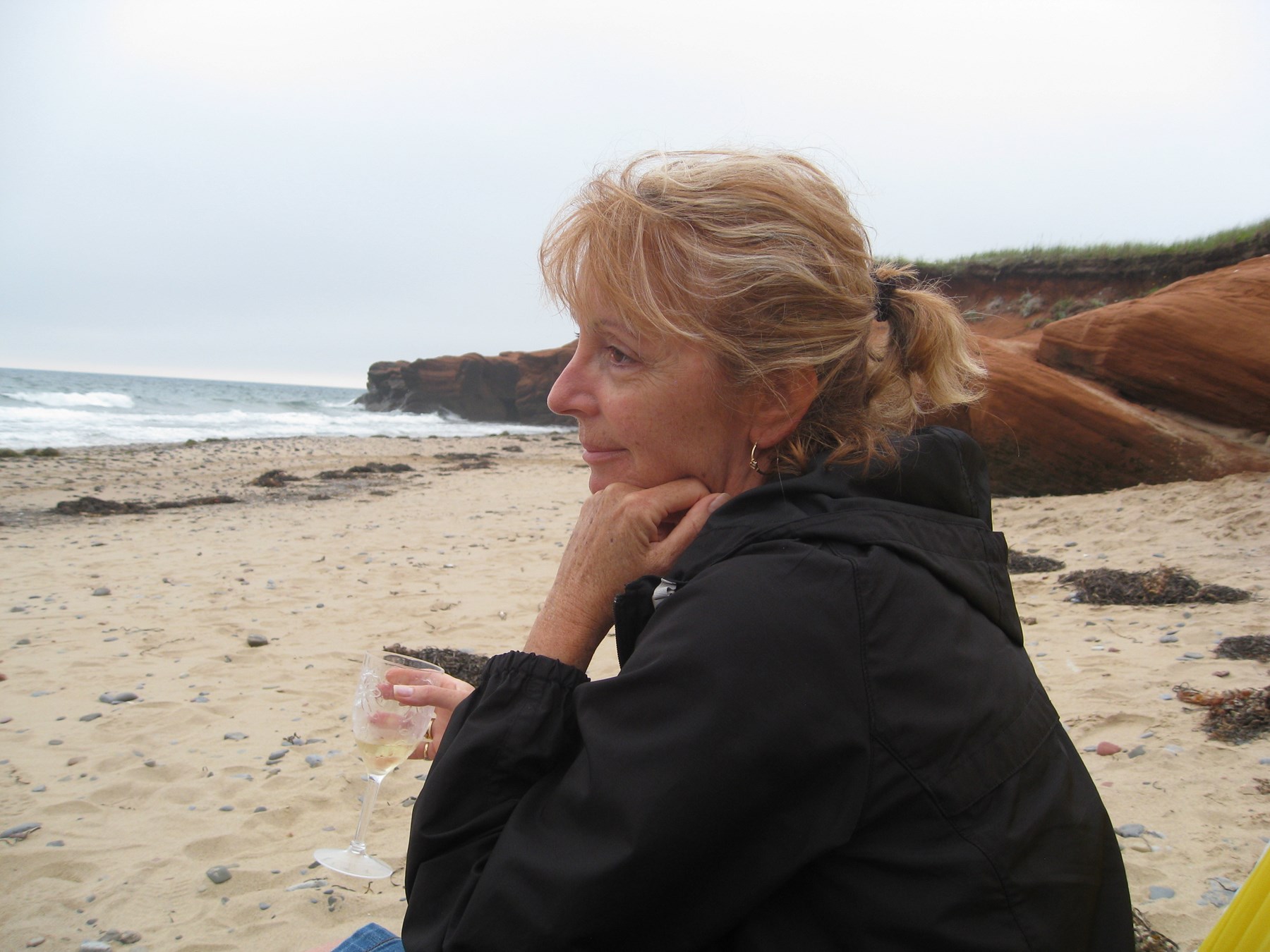 Obituario de Anne Beverly McFarlane