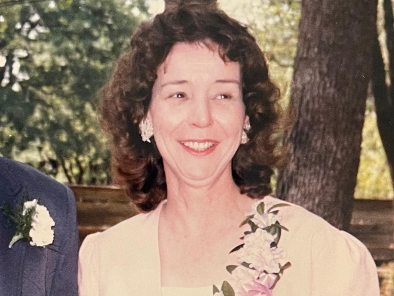 Avis de décès de Hattie Ruth James