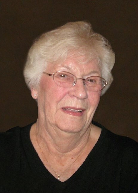 Obituario de Susan Edna Joyce Houston