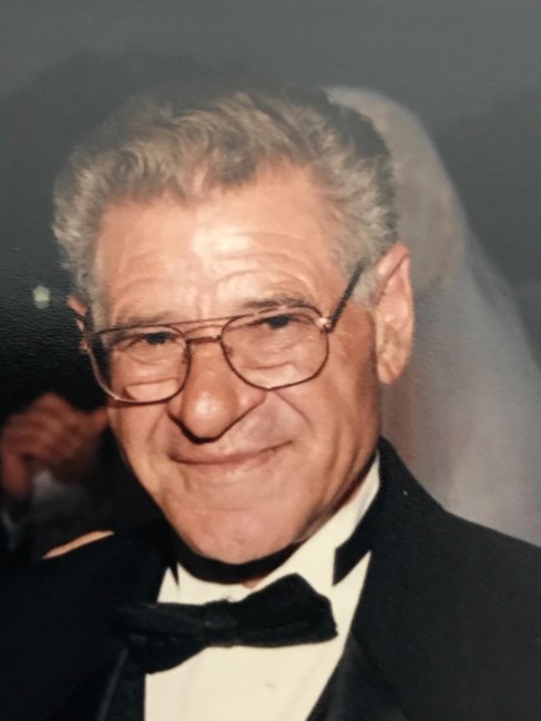 Obituario de Carmine Manco