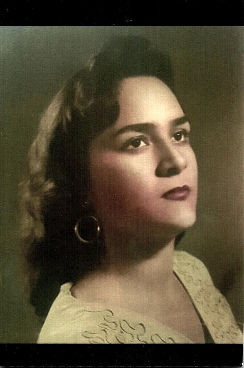 Obituary of Maria Eva Cantu
