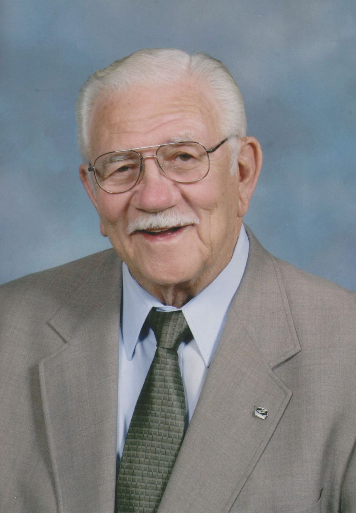 Obituary of Cecil R. Davis