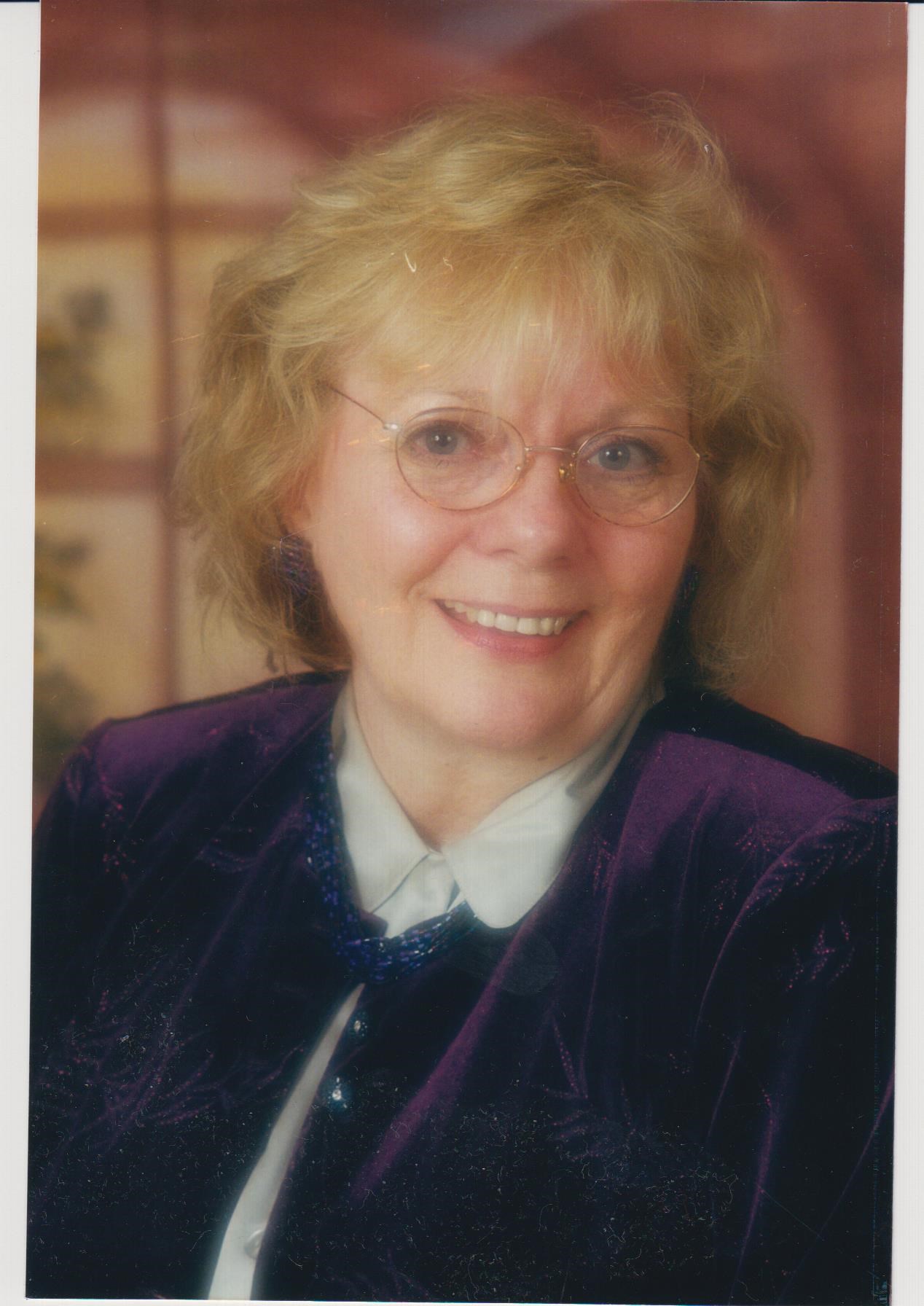 Obituary of Mary Thomas Davis