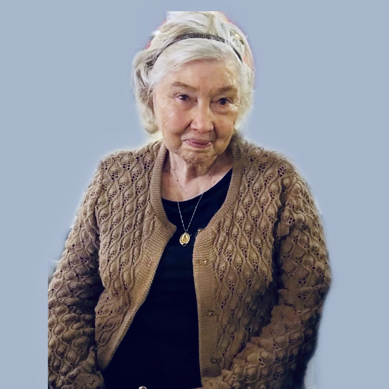 Obituary of Ernestine "Nina" Martinez Apalategui