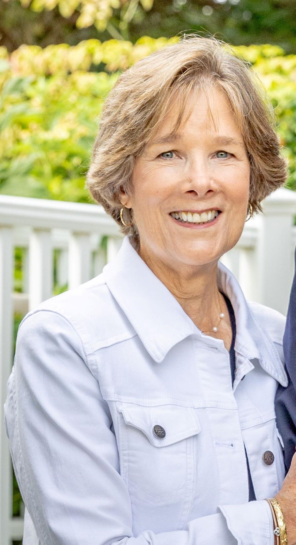 Obituary of Debra Jo Davis