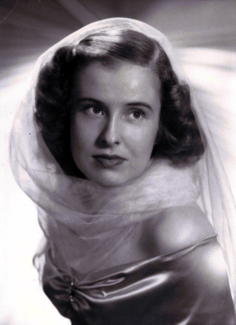 Obituary of Mrs Joyce Maclaren Bowles