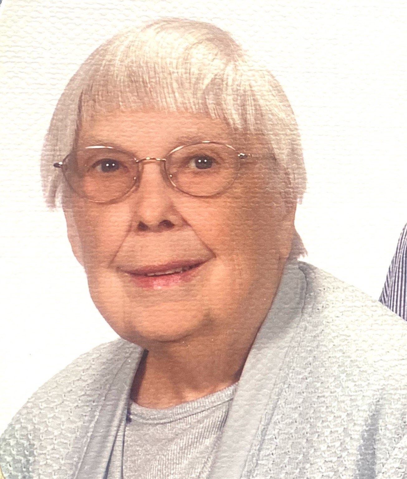 Obituary: Carolyn Elmore, Beloved [City/Town] Resident