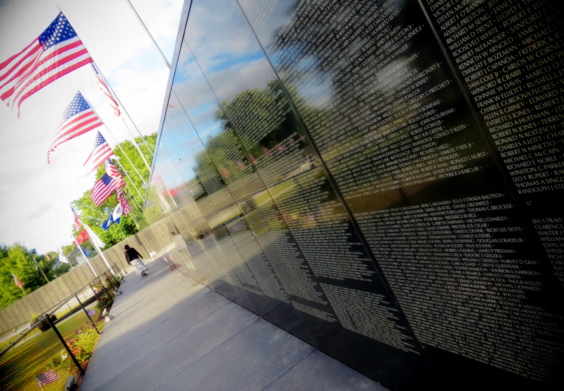 Dignity Memorial/Green Funeral Home The Dignity Memorial Vietnam Wall  Obituary - Danbury, CT