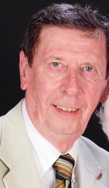 Obituary of Gordon L. Chase