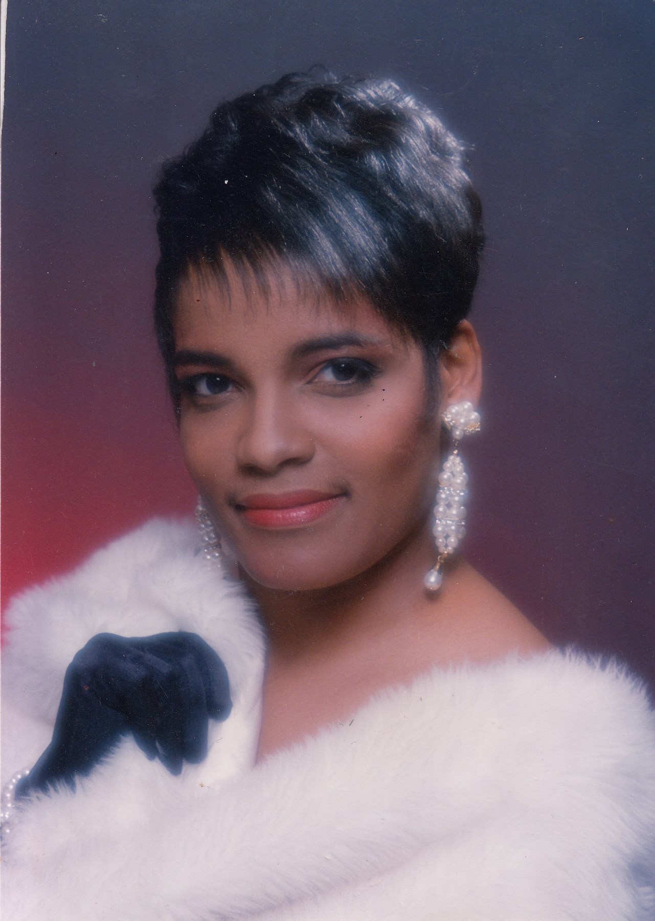 Obituary of Vickii Elaine Jones Mills