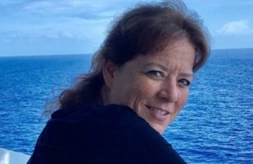 Obituary of Robin Renee Burgess