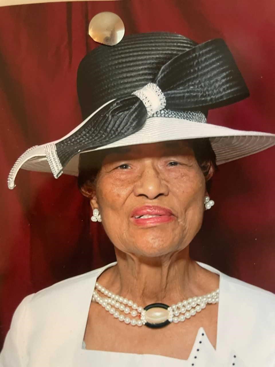 Obituary of Ollie R. Lofton