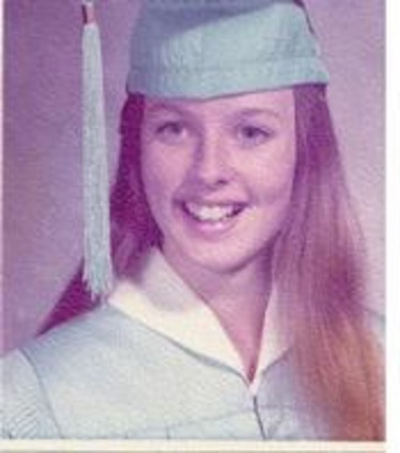 Obituary of Renee Amanda Lakatos (Webb)
