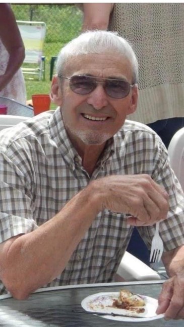 Obituario de Luther William Peck, Jr.