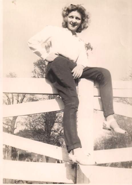 Obituary of Hilda M. Ogles