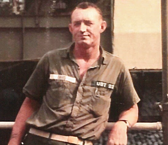 Obituary of George & Gladys Davis