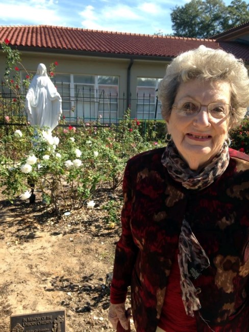 Obituary of Anne Marie Deaver