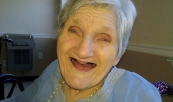 Obituario de Anna Rebecca Finch