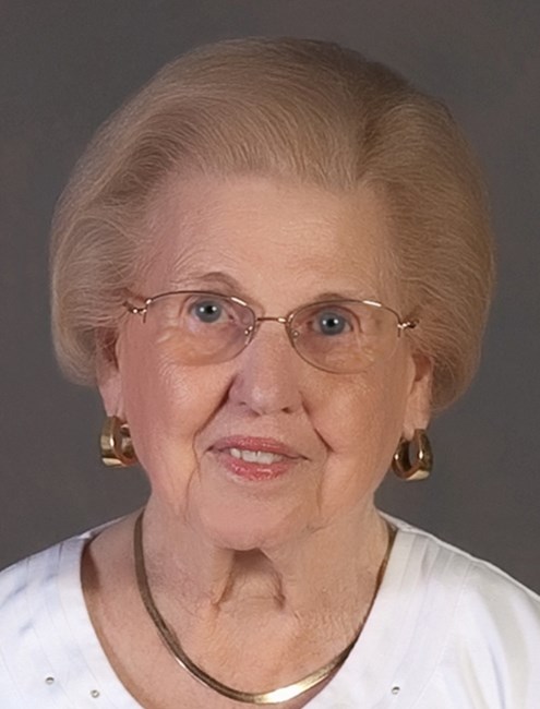 Obituary of Lillian H. Bush