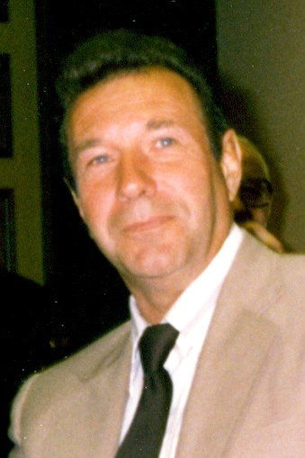 Obituary of Elliott Lloyd Schneider