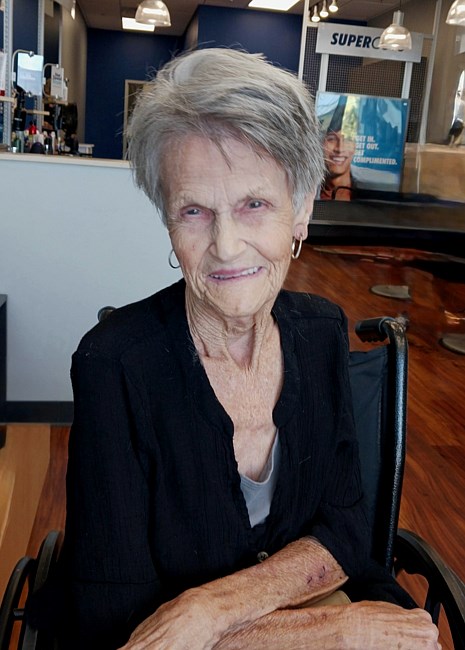 Avis de décès de Dora Beatrice Barham