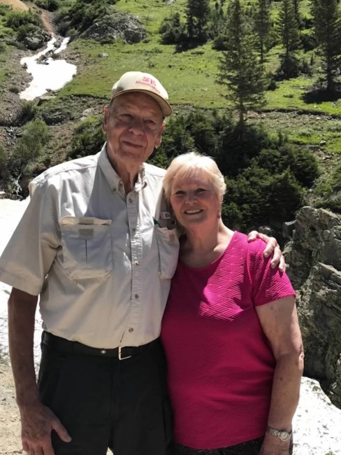 Obituary of Lieutenant Ernest Welburn Hinkle Jr.