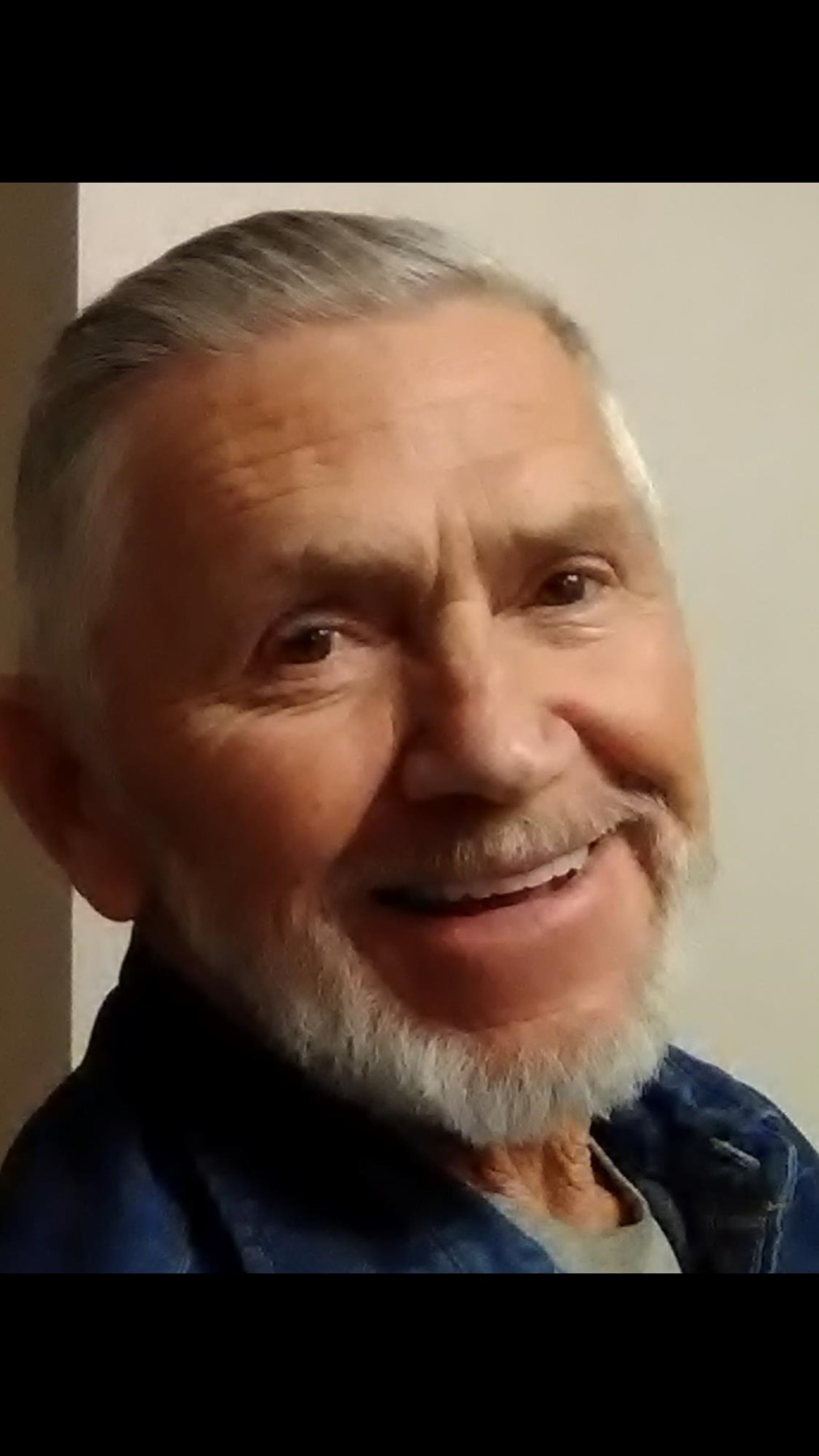 Obituary of Leonard L. Smith