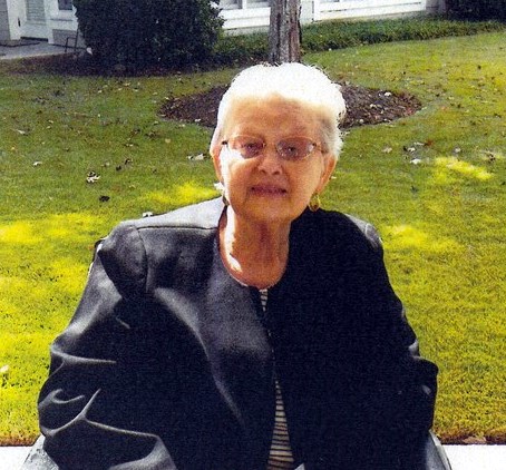 Obituary of Lois Gilchrist Livingston