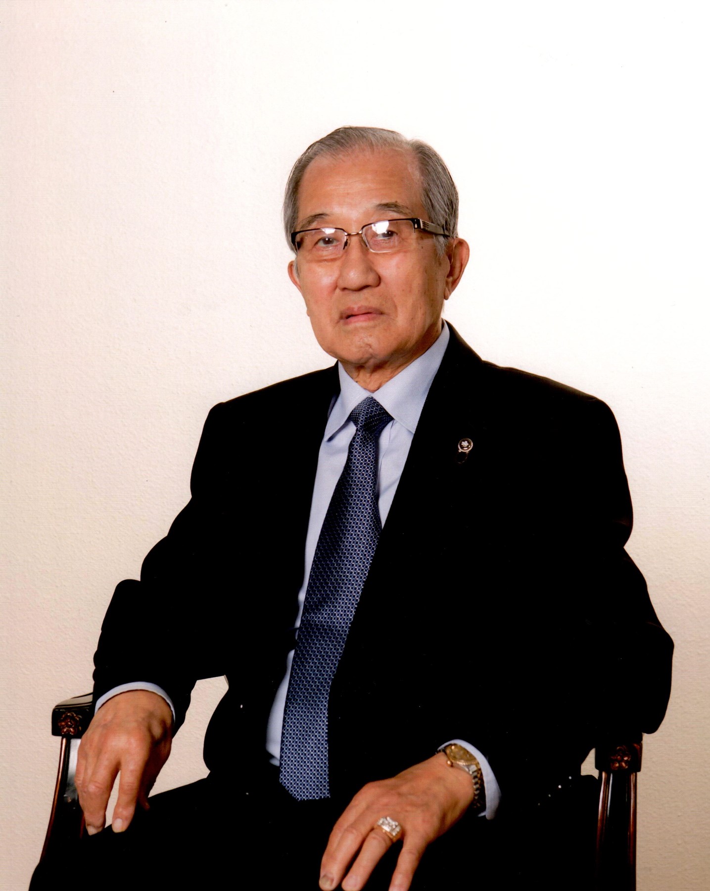 Obituary of Hee Yong Lee