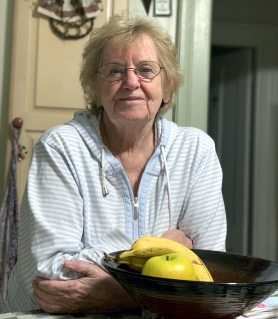 Avis de décès de Anita Louise Lake