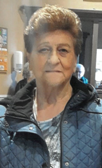 Obituario de Julia Alsop