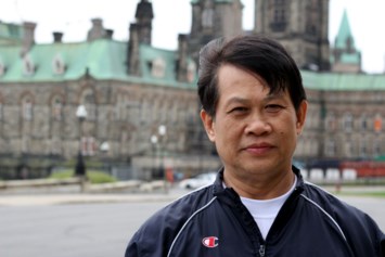 Obituario de Khamphouk Thephasone