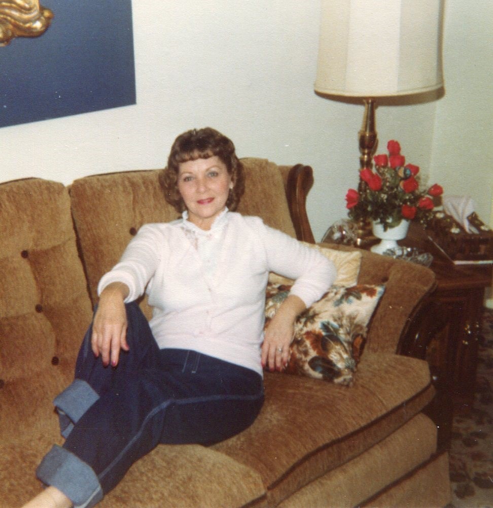 Obituary of Anna Joyce Golden