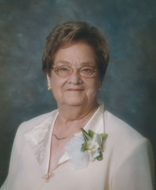 Obituary of Muriel B Lunsford
