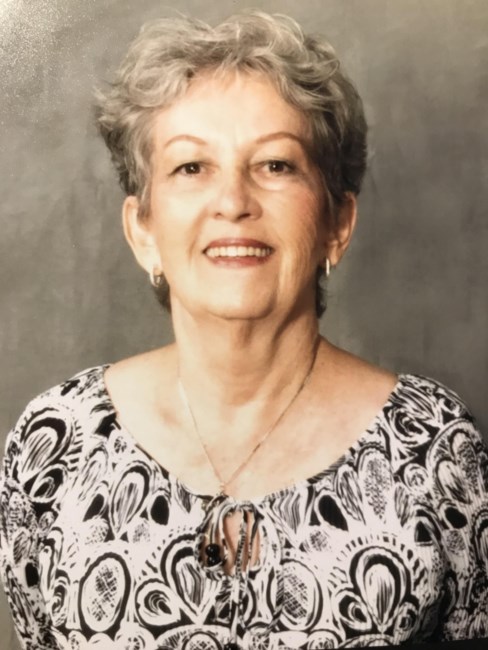 Obituary of Estelle Hilton Murdoch