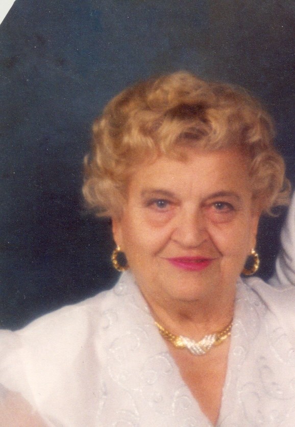 Obituary of Maxine Mapes