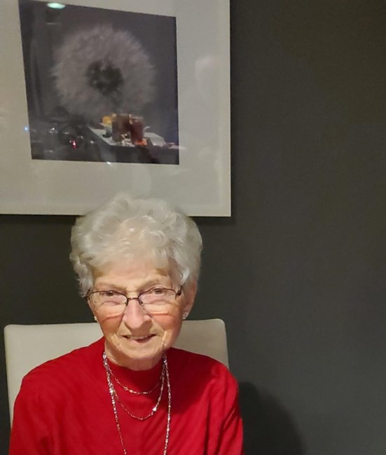 Obituary of Anne Deschamps