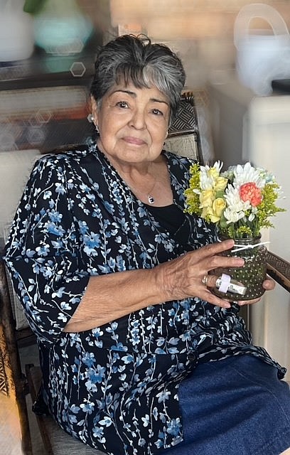 Obituary of Victoria "Momo" Arriaga