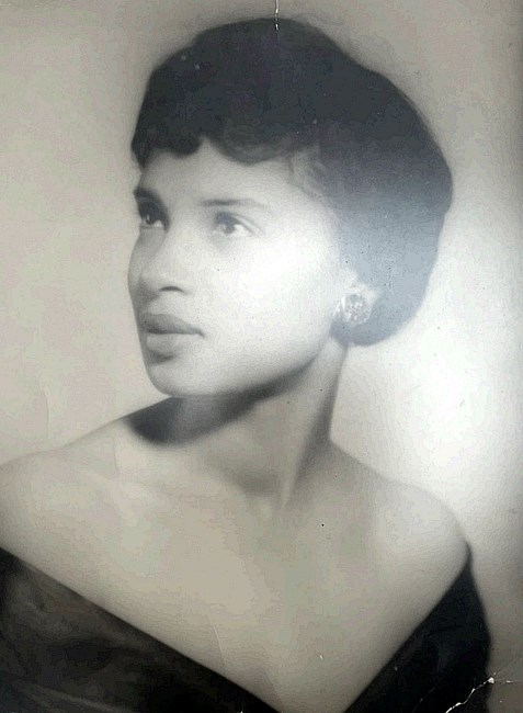 Obituary of Gloria Del Thompson