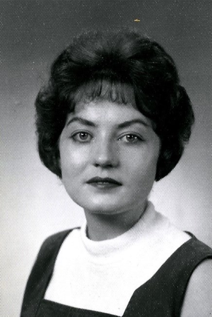 Obituary of Carolyn Carter Self