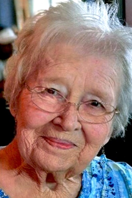 Obituary of Sarah Elizabeth 'Beth' James Curry