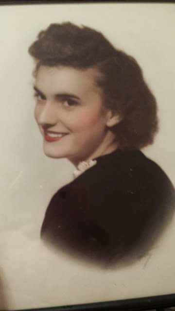 Obituary of Nancy Theresa Edgecombe