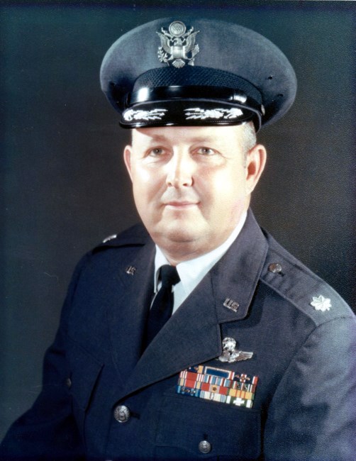 Avis de décès de Lt Col Blaine E. Thomas