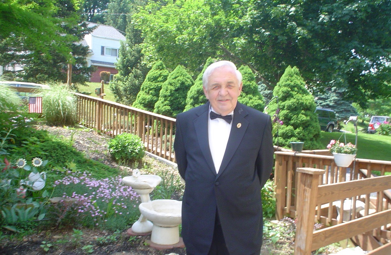 Obituary of Wayne Joseph Lilly