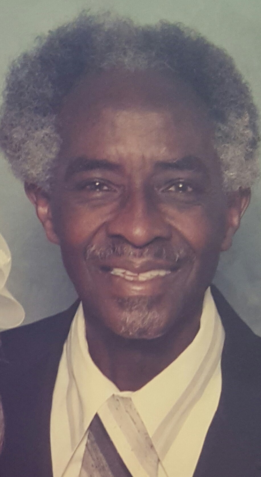 Obituary of Clarence Wesley Royals